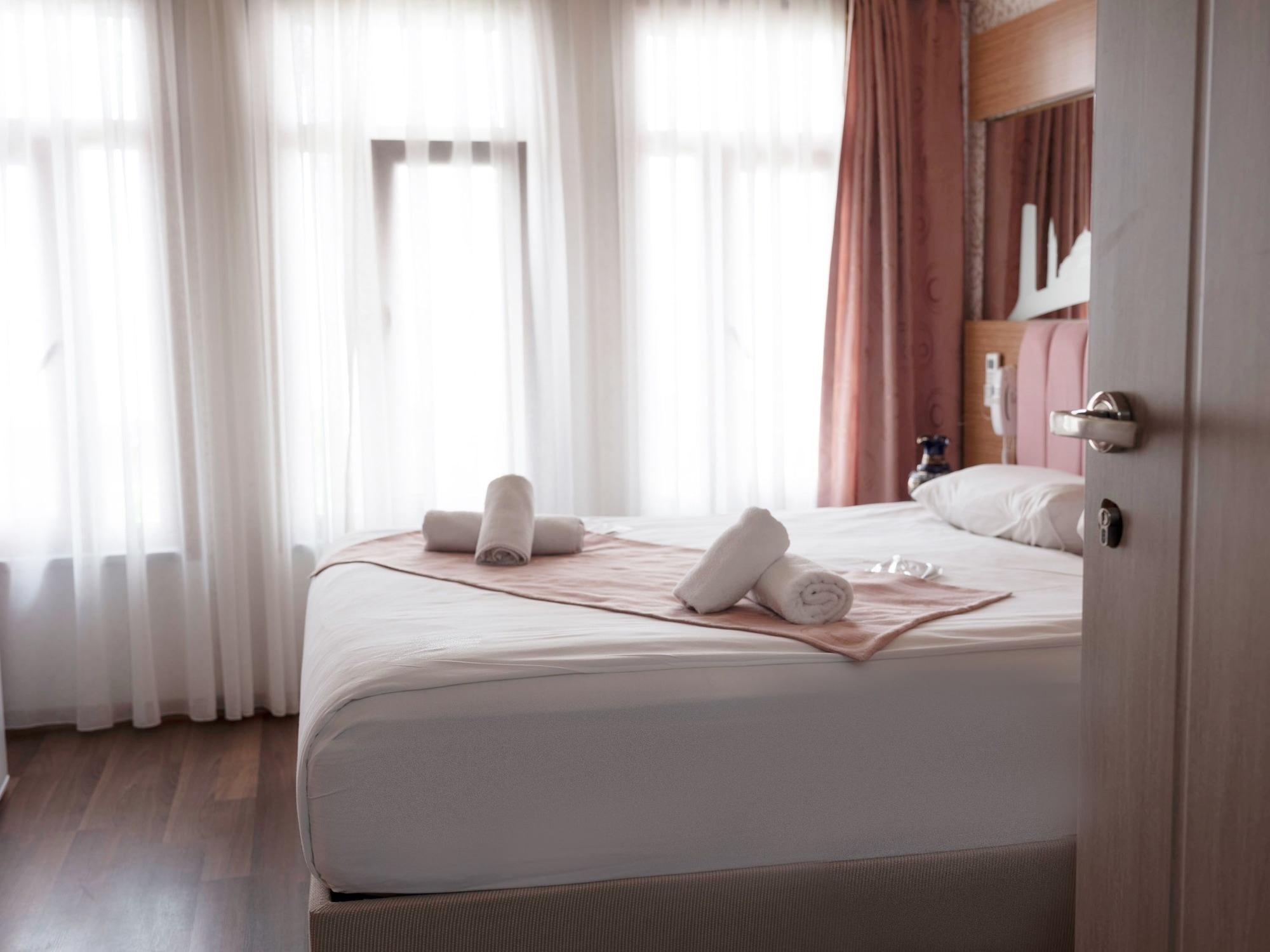 Hotel Megaron Istambul Extérieur photo